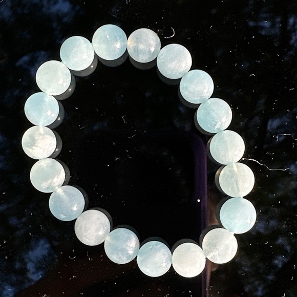 Aquamarine Stone Beads Stretchable Bracelet 10 mm Beads - Picture 4 of 17